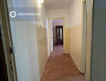 2-комнатная квартира, этаж 2 из 5, 42 м²