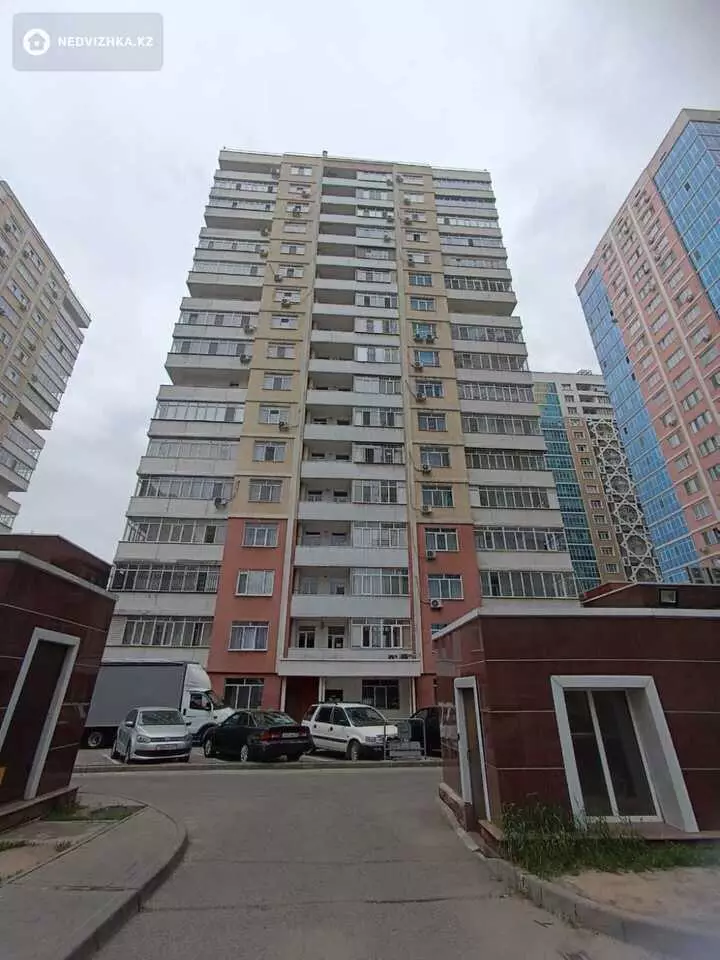 78 м², 2-комнатная квартира, этаж 17 из 18, 78 м², изображение - 1