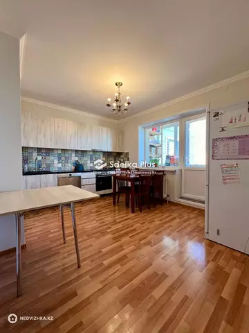 2-комнатная квартира, этаж 14 из 18, 64 м²