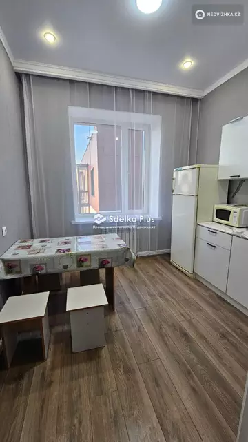 50 м², 2-комнатная квартира, этаж 10 из 10, 50 м², изображение - 10