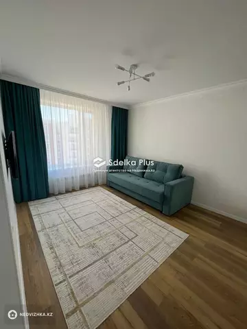 1-комнатная квартира, этаж 7 из 8, 38 м²