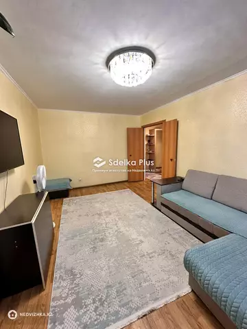 3-комнатная квартира, этаж 1 из 10, 75 м²