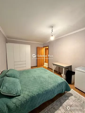 3-комнатная квартира, этаж 1 из 10, 75 м²