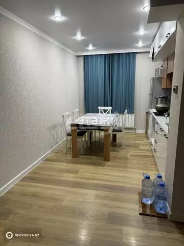 2-комнатная квартира, этаж 1 из 9, 56 м²