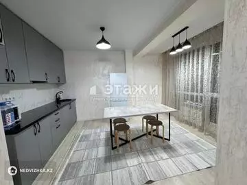 2-комнатная квартира, этаж 4 из 10, 75 м²