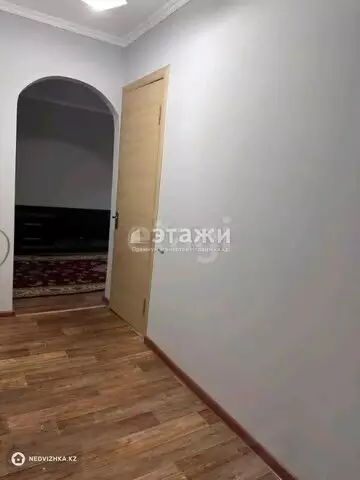 2-комнатная квартира, этаж 2 из 4, 42 м²