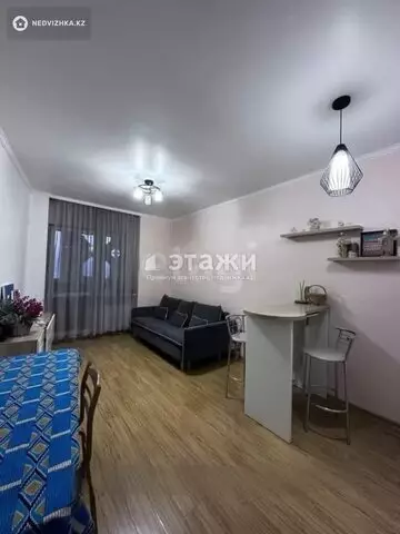 1-комнатная квартира, этаж 3 из 17, 30 м²