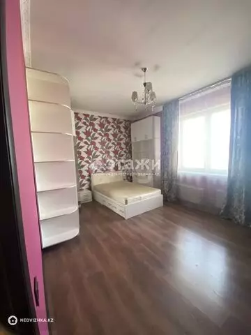 3-комнатная квартира, этаж 18 из 20, 99 м², на длительный срок