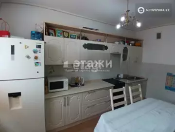 2-комнатная квартира, этаж 4 из 6, 54 м²