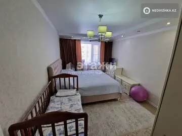 2-комнатная квартира, этаж 4 из 9, 55 м²