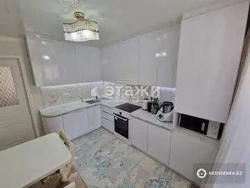 2-комнатная квартира, этаж 4 из 9, 55 м²