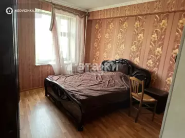 3-комнатная квартира, этаж 9 из 9, 65 м²