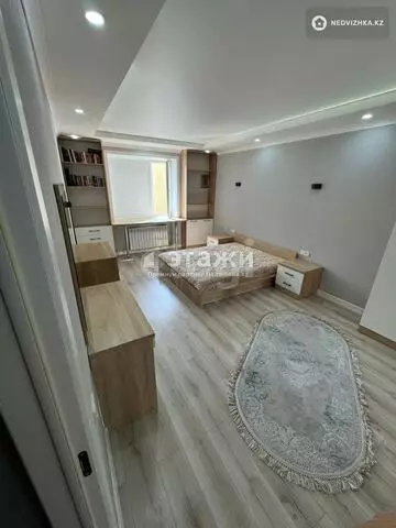 2-комнатная квартира, этаж 3 из 5, 68 м²