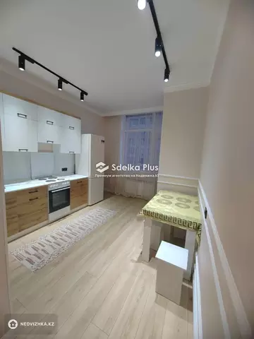 2-комнатная квартира, этаж 3 из 17, 42 м²