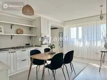 3-комнатная квартира, этаж 9 из 9, 70 м²