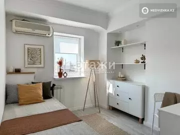 3-комнатная квартира, этаж 9 из 9, 70 м²