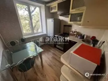 1-комнатная квартира, этаж 4 из 4, 32 м²