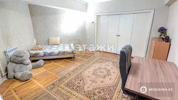 1-комнатная квартира, этаж 3 из 16, 70 м², на длительный срок