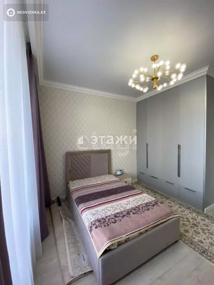 90 м², 3-комнатная квартира, этаж 2 из 10, 90 м², изображение - 1