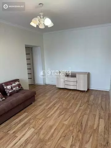 1-комнатная квартира, этаж 9 из 12, 44 м²