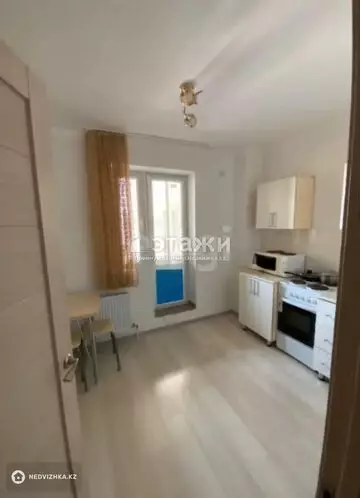 1-комнатная квартира, этаж 7 из 14, 37 м²