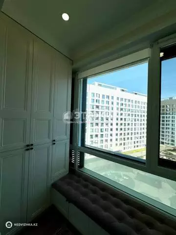 3-комнатная квартира, этаж 8 из 12, 96 м²