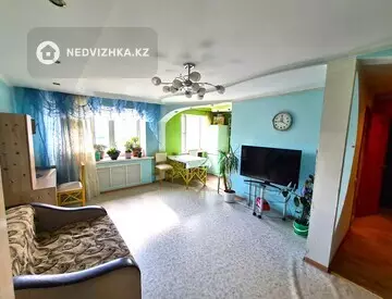 2-комнатная квартира, этаж 4 из 4, 45 м²