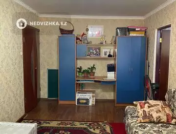 2-комнатная квартира, этаж 1 из 5, 45 м²