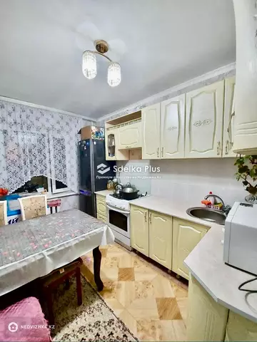 3-комнатная квартира, этаж 1 из 5, 66 м²