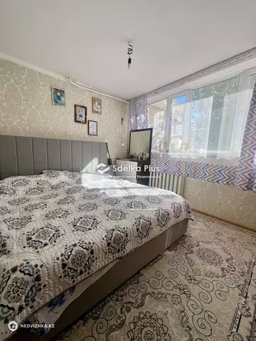 3-комнатная квартира, этаж 1 из 13, 77 м²