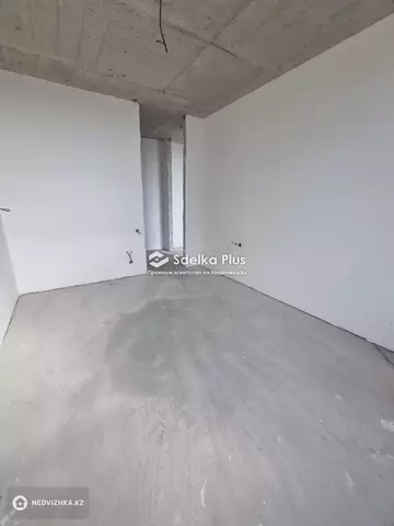 3-комнатная квартира, этаж 12 из 22, 100 м²