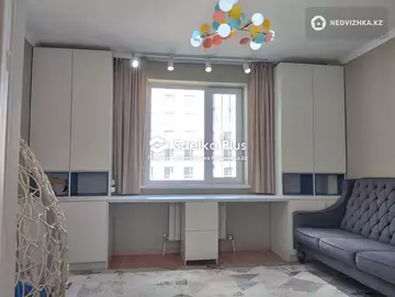 4-комнатная квартира, этаж 8 из 9, 100 м²