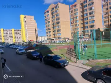 2-комнатная квартира, этаж 10 из 12, 52 м²