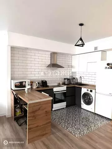 1-комнатная квартира, этаж 11 из 12, 59 м²