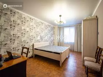 83.4 м², 2-комнатная квартира, этаж 3 из 10, 83 м², изображение - 2