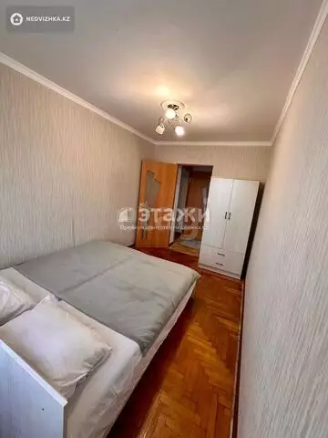 3-комнатная квартира, этаж 4 из 5, 59 м²