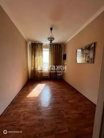 2-комнатная квартира, этаж 10 из 12, 54 м²