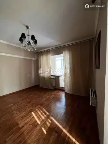 2-комнатная квартира, этаж 10 из 12, 54 м²