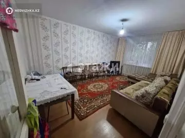 2-комнатная квартира, этаж 2 из 4, 52 м²