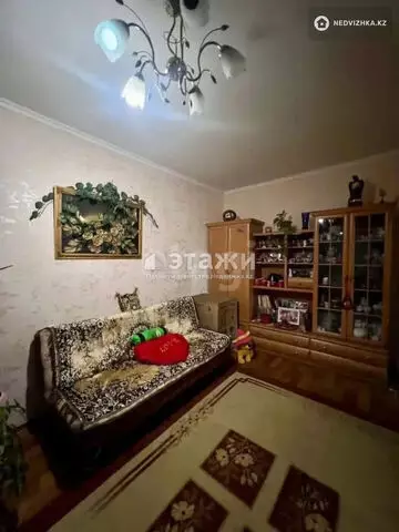 2-комнатная квартира, этаж 2 из 5, 61 м²