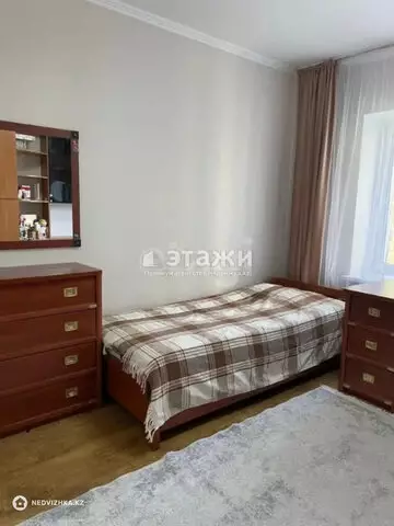 3-комнатная квартира, этаж 4 из 5, 82 м²