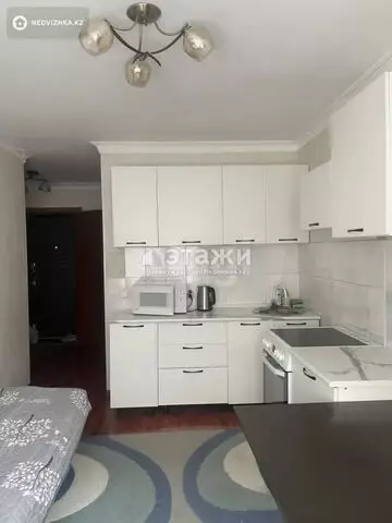 1-комнатная квартира, этаж 3 из 9, 38 м²