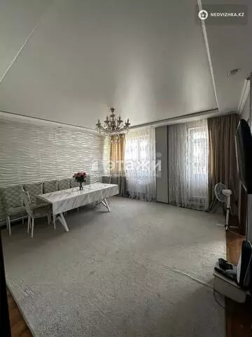 2-комнатная квартира, этаж 13 из 17, 61 м²