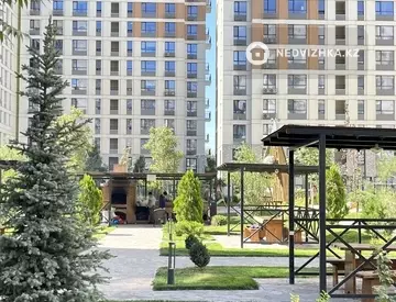 1-комнатная квартира, этаж 8 из 12, 50 м²