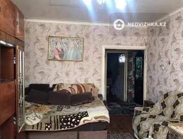 2-комнатная квартира, этаж 1 из 5, 50 м²