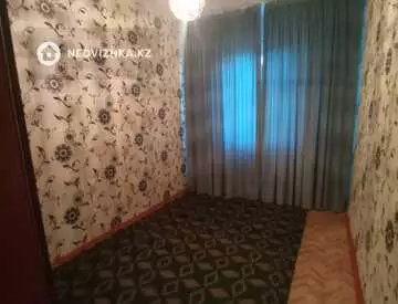 3-комнатная квартира, этаж 4 из 3, 60 м²