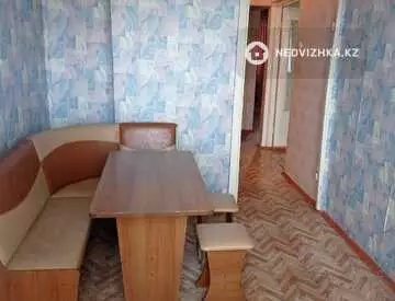 3-комнатная квартира, этаж 4 из 3, 60 м²