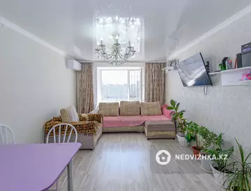 3-комнатная квартира, этаж 9 из 10, 59 м²