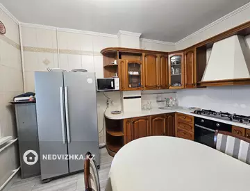 95 м², 4-комнатная квартира, этаж 8 из 9, 95 м², изображение - 2