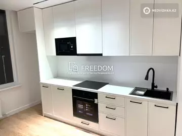 2-комнатная квартира, этаж 14 из 19, 60 м²